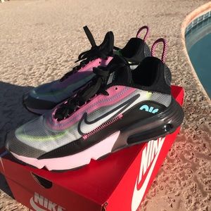 Nike Air Max 2090